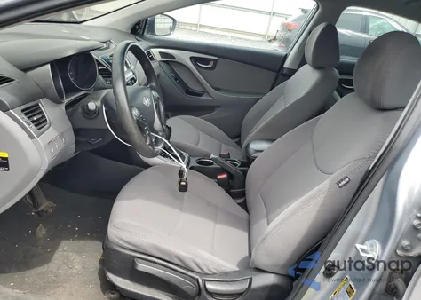 2016 Hyundai Elantra Se z USA, uszkodzony, nr VIN 5NPDH4AE5GH661435